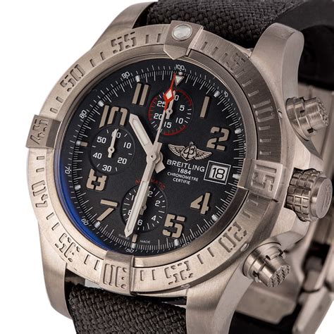 Buy Used Breitling Avenger Bandit E1338310 